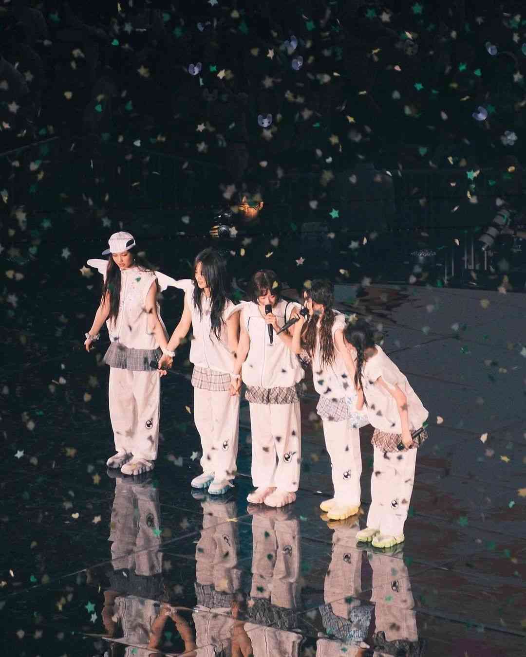 时尚宠儿 NewJeans，是一场关于 Kpop 的「解构主义」(图11)