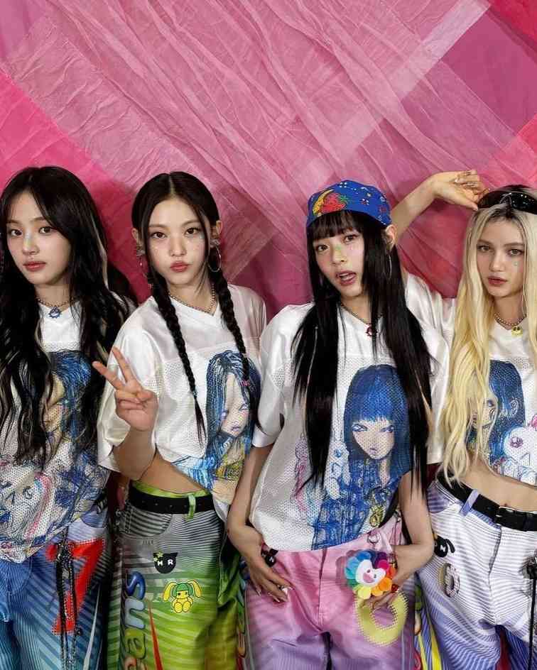 时尚宠儿 NewJeans，是一场关于 Kpop 的「解构主义」(图14)