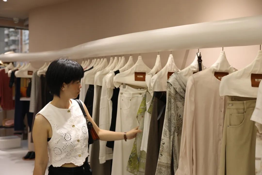 服装产业赴深考察:解码品牌建设与知识产权保护新路径(图5) 服装产业赴深考察:解码品牌建设与知识产权保护新路径(图5)