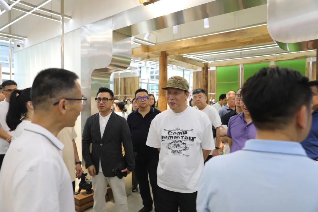 服装产业赴深考察:解码品牌建设与知识产权保护新路径(图8) 服装产业赴深考察:解码品牌建设与知识产权保护新路径(图8)