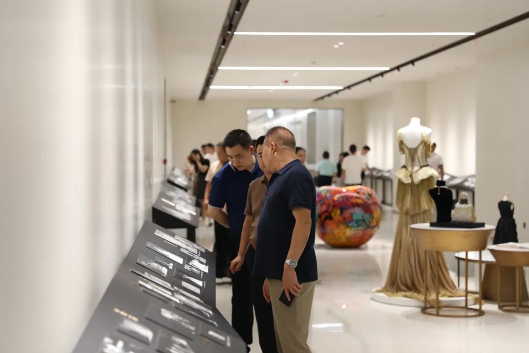 服装产业赴深考察:解码品牌建设与知识产权保护新路径(图14) 服装产业赴深考察:解码品牌建设与知识产权保护新路径(图14)