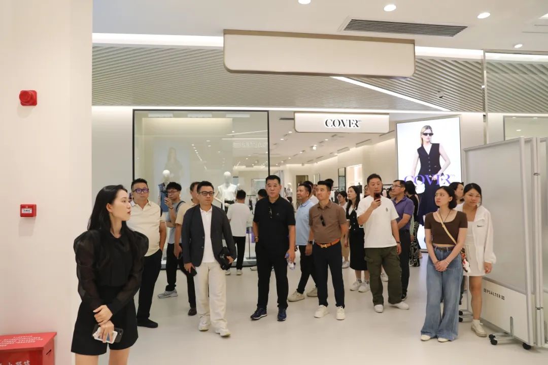 服装产业赴深考察:解码品牌建设与知识产权保护新路径(图16) 服装产业赴深考察:解码品牌建设与知识产权保护新路径(图16)