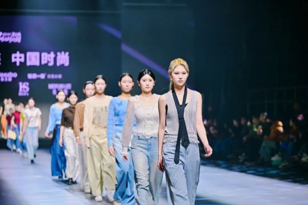 2026河南服装大会圆满收官|服装产业融合发展全攻略(图18) 2026河南服装大会圆满收官|服装产业融合发展全攻略(图18)