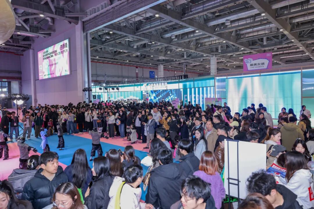 高端女装源头供应链展|九天展馆引领时尚新高度(图36) 高端女装源头供应链展|九天展馆引领时尚新高度(图36)