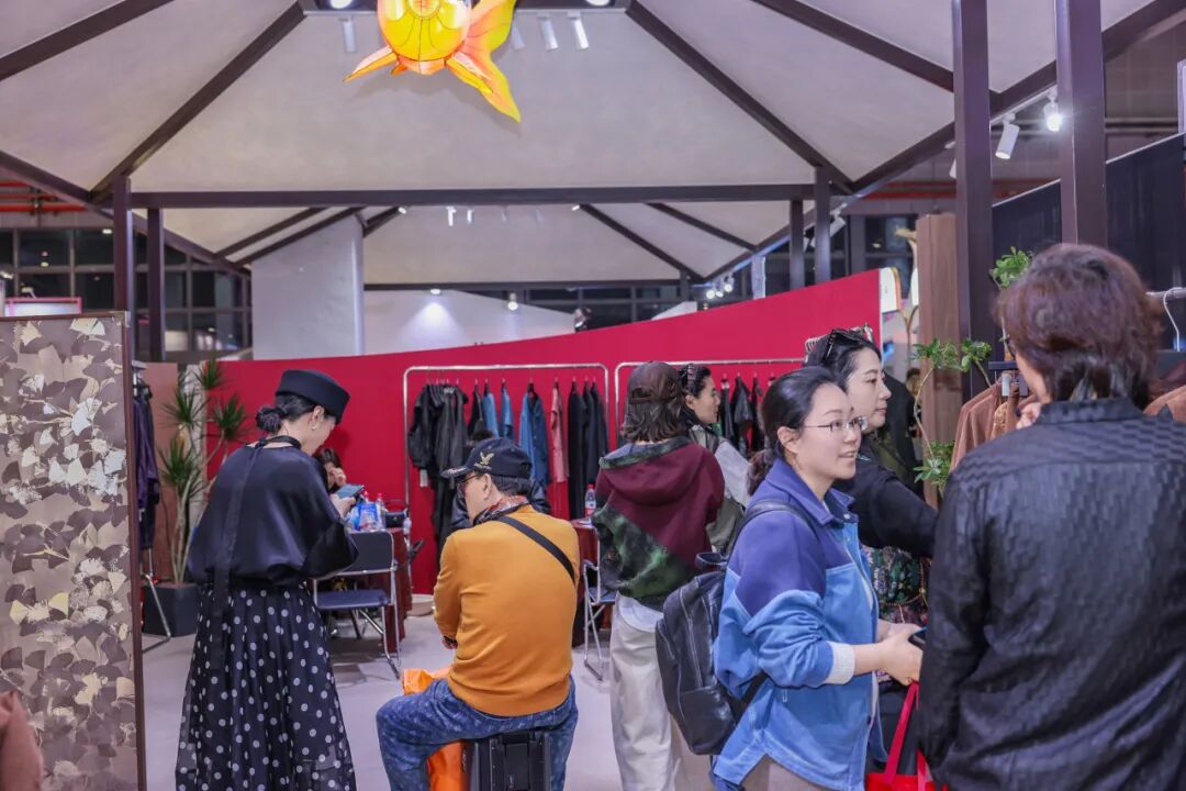 高端女装展洽会全攻略|商贸火爆资源高效汇聚(图26) 高端女装展洽会全攻略|商贸火爆资源高效汇聚(图26)