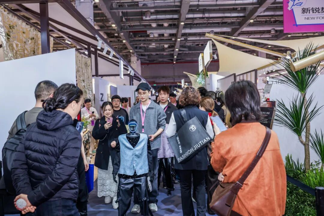 高端女装展洽会全攻略|商贸火爆资源高效汇聚(图32) 高端女装展洽会全攻略|商贸火爆资源高效汇聚(图32)