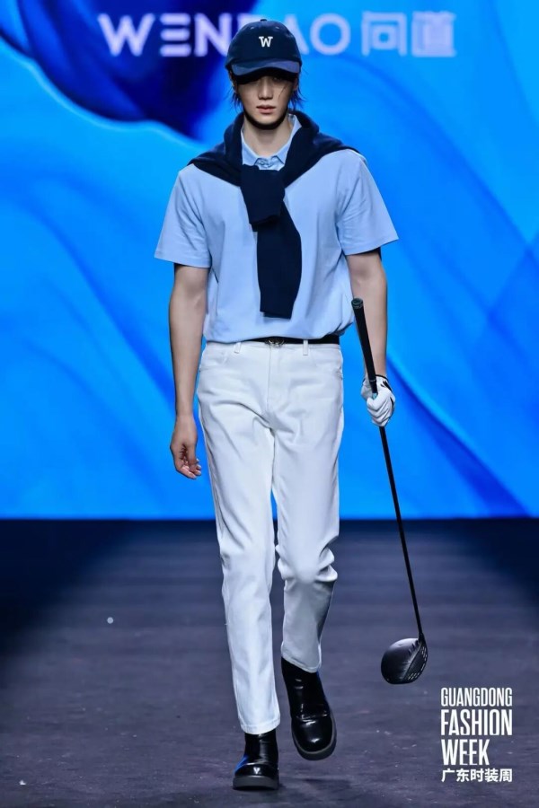 从“村BA”球场到时尚T台:沙溪镇跨界玩转广东时装周,秀出产业新活力(图11) 从“村BA”球场到时尚T台:沙溪镇跨界玩转广东时装周,秀出产业新活力(图11)